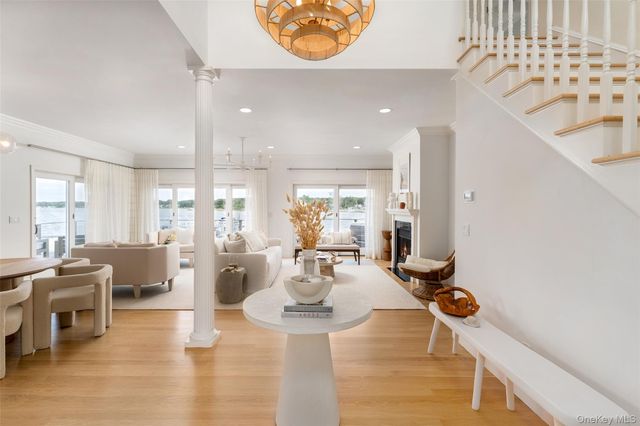 8 Landsend Lane, Southampton, NY 11968