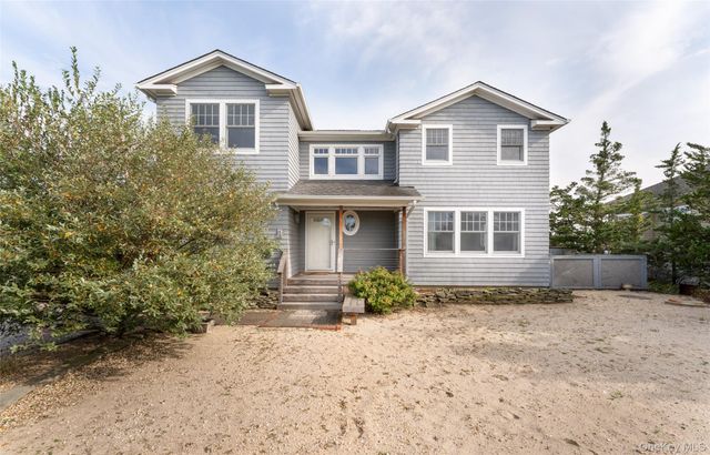 8 Landsend Lane, Southampton, NY 11968