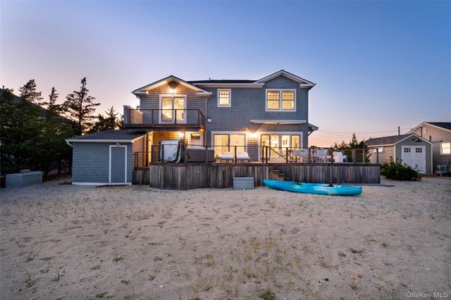 8 Landsend Lane, Southampton, NY 11968