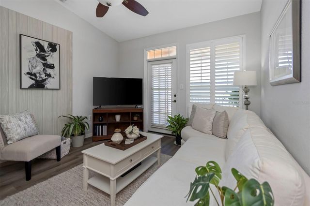 5000 CULBREATH KEY WAY 8-316, Tampa, FL 33611