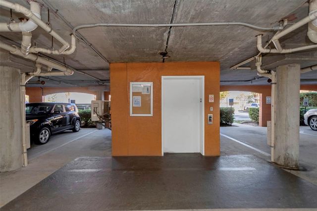 5000 CULBREATH KEY WAY 8-316, Tampa, FL 33611