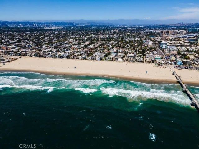 23 Rose Avenue, Venice, CA 90291