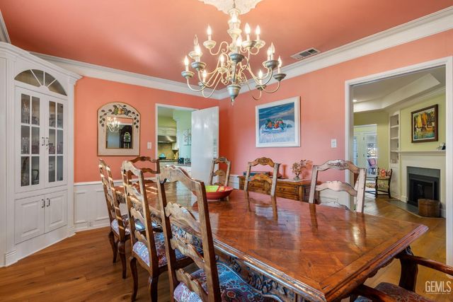 2310 Elm Street, Bakersfield, CA 93301