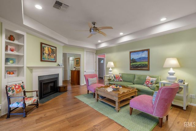 2310 Elm Street, Bakersfield, CA 93301