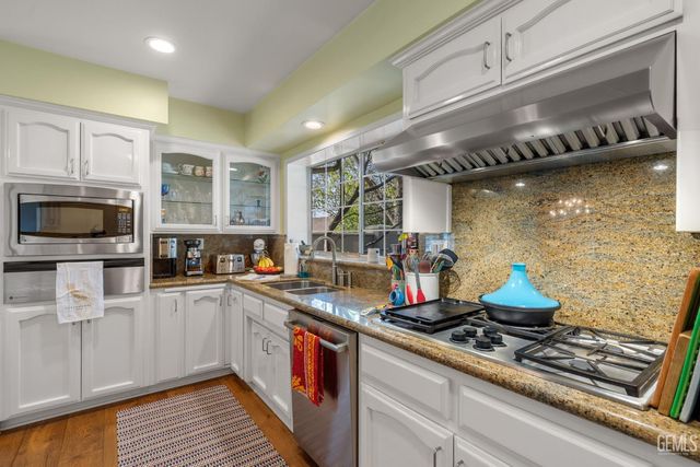 2310 Elm Street, Bakersfield, CA 93301