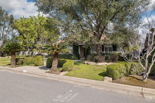 2310 Elm Street, Bakersfield, CA 93301