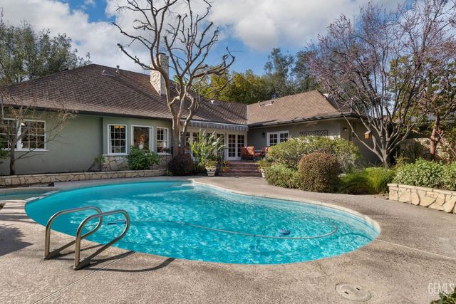 2310 Elm Street, Bakersfield, CA 93301