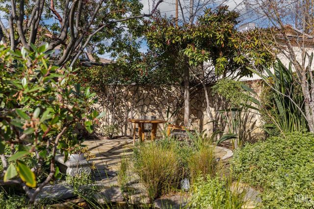 2310 Elm Street, Bakersfield, CA 93301