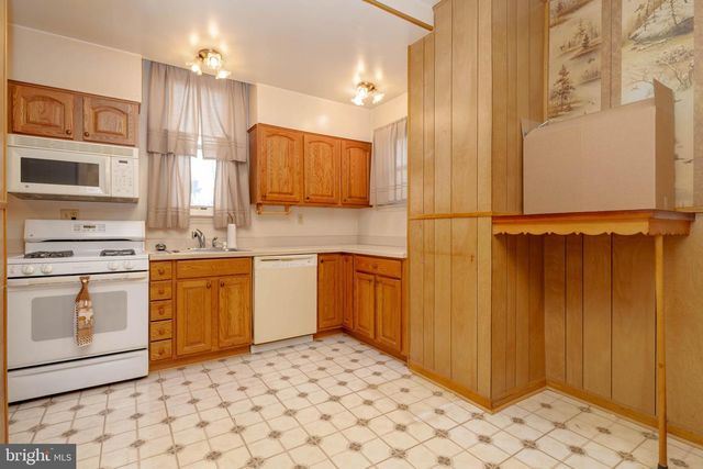 3005 MORELAND AVE, Baltimore, MD 21234