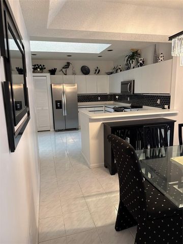 9844 Summerbrook Terrace B, Boynton Beach, FL 33437