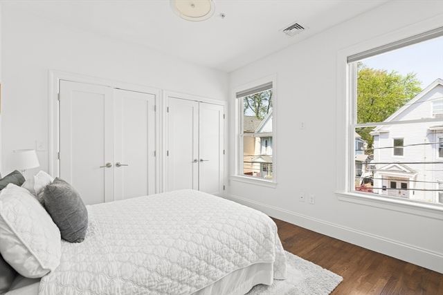 76 Flint St 2, Somerville, MA 02145