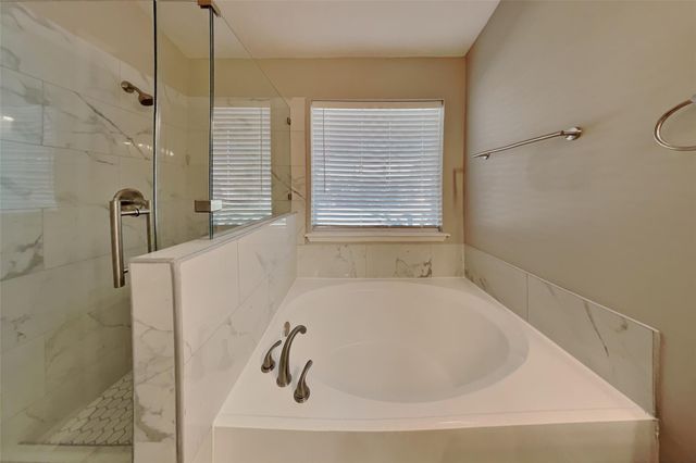 20022 Crossvine Trail Lane, Cypress, TX 77433