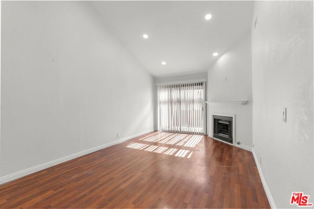 3055 Brea Boulevard 4, Fullerton, CA 92835