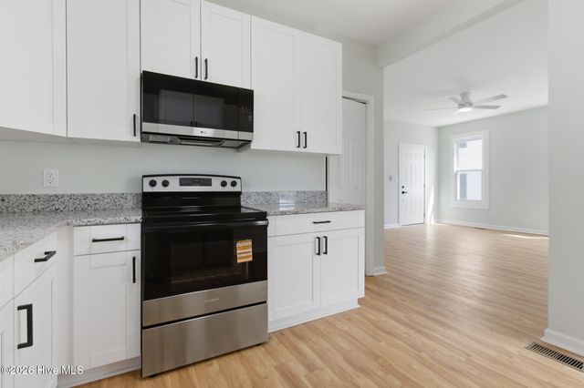 409 E Burgess Street, Elizabeth City, NC 27909