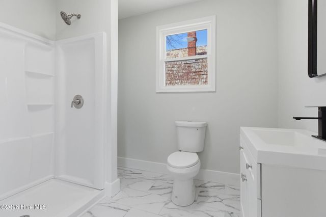 409 E Burgess Street, Elizabeth City, NC 27909