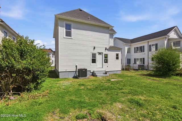 409 E Burgess Street, Elizabeth City, NC 27909