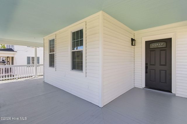 409 E Burgess Street, Elizabeth City, NC 27909