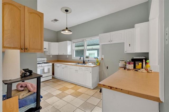 902 Allene SW Avenue, Atlanta, GA 30310