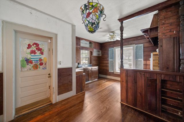 1501 Sycamore, Corsicana, TX 75110