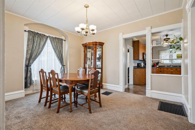 1021 Tremont Street, Cedar Falls, IA 50613