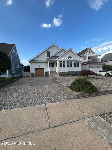 105 Sanborn Avenue, Point Pleasant Beach, NJ 08742