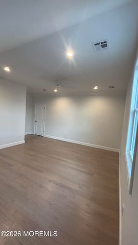 105 Sanborn Avenue, Point Pleasant Beach, NJ 08742