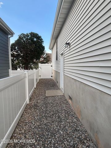 105 Sanborn Avenue, Point Pleasant Beach, NJ 08742