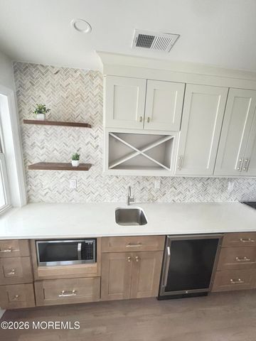 105 Sanborn Avenue, Point Pleasant Beach, NJ 08742