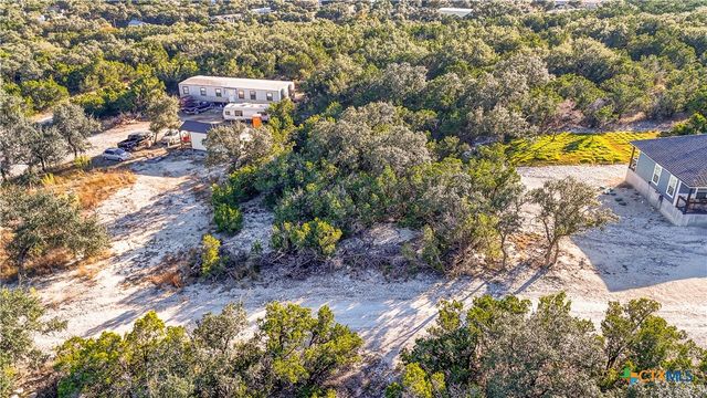 1044 Ken Wayne Drive, Spring Branch, TX 78070