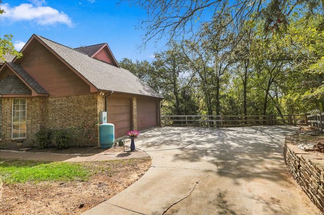 1231 Oak View Court, Oak Point, TX 75068