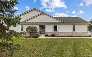 34166 Birchway Circle 25, Sterling Heights, MI 48312