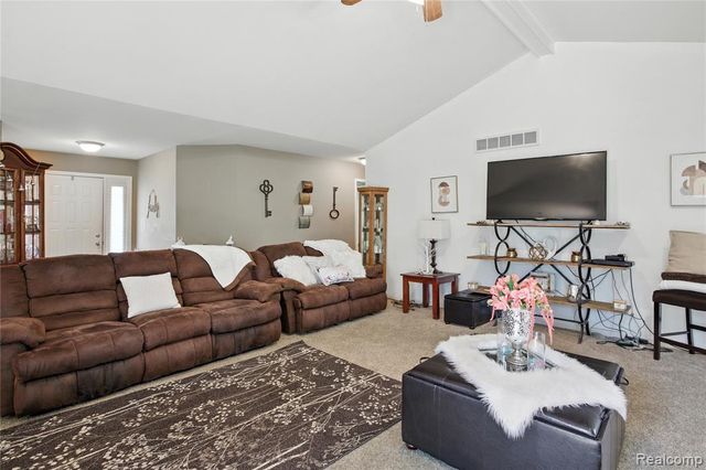 47608 Ramblewood Drive, Chesterfield, MI 48051