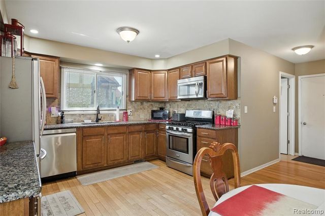 47608 Ramblewood Drive, Chesterfield, MI 48051