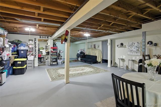 47608 Ramblewood Drive, Chesterfield, MI 48051