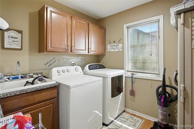 47608 Ramblewood Drive, Chesterfield, MI 48051