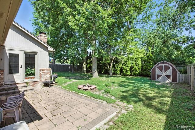 47608 Ramblewood Drive, Chesterfield, MI 48051