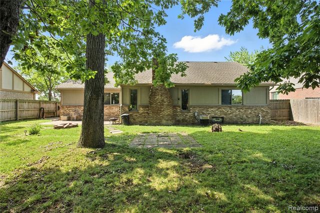 47608 Ramblewood Drive, Chesterfield, MI 48051