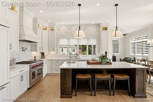 27 Hanover Drive, Frankenmuth, MI 48734