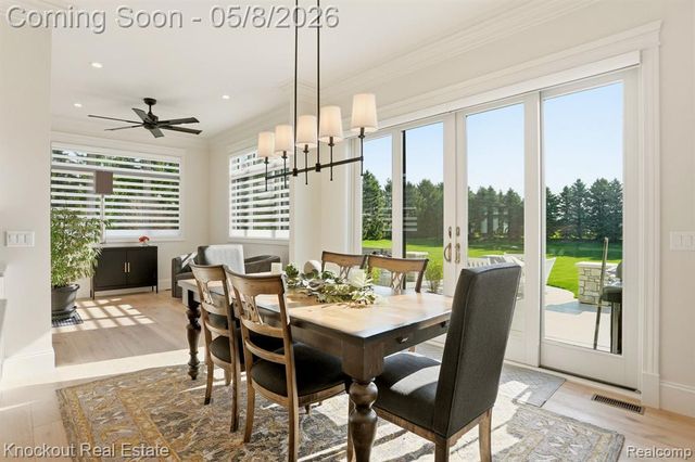 27 Hanover Drive, Frankenmuth, MI 48734