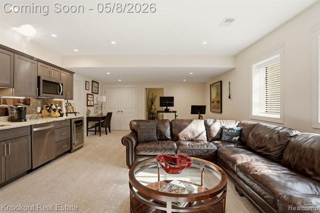 27 Hanover Drive, Frankenmuth, MI 48734
