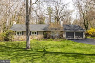 92 OAK DR, Doylestown, PA 18901