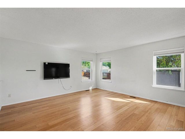 4853 S Hoyt St, Littleton, CO 80123
