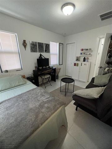 2954 NW 57th St 2954, Miami, FL 33142