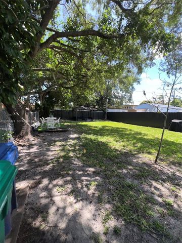 2954 NW 57th St 2954, Miami, FL 33142