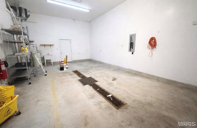 197 Old Springfield Road, Bourbon, MO 65441