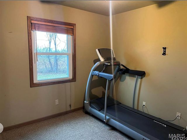 197 Old Springfield Road, Bourbon, MO 65441