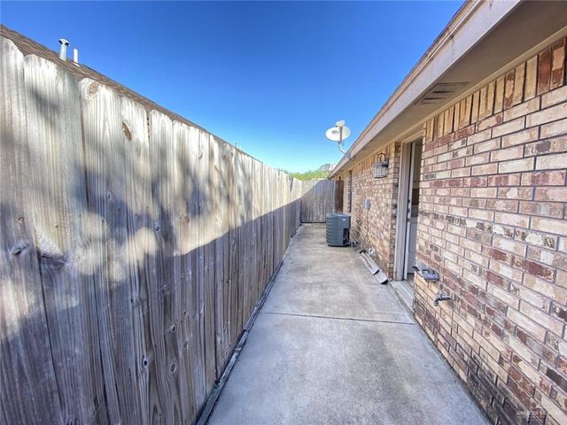 4119 La Guardia Lane 4, Edinburg, TX 78539