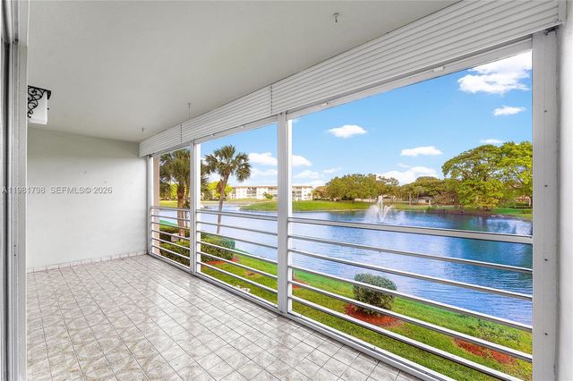 4301 Martinique Cir H2, Coconut Creek, FL 33066