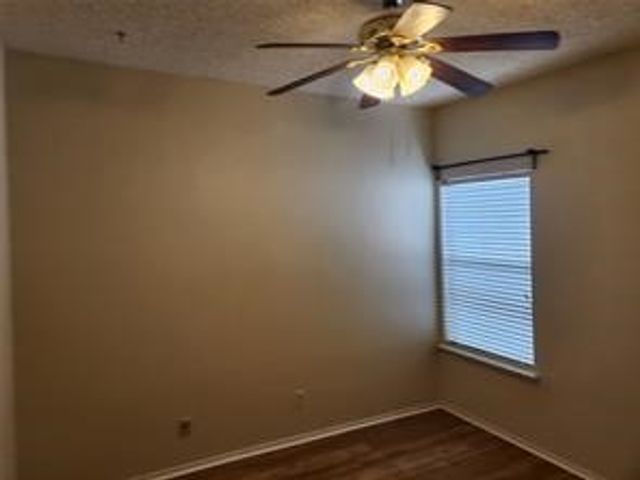 3001 Newport Avenue, Denton, TX 76209