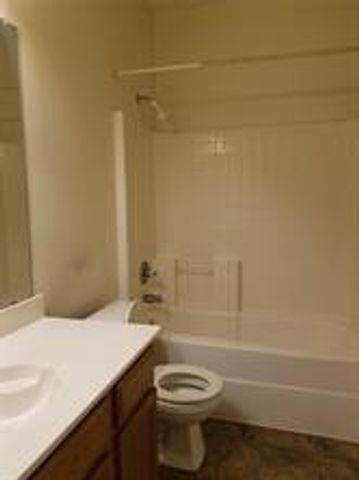 3001 Newport Avenue, Denton, TX 76209